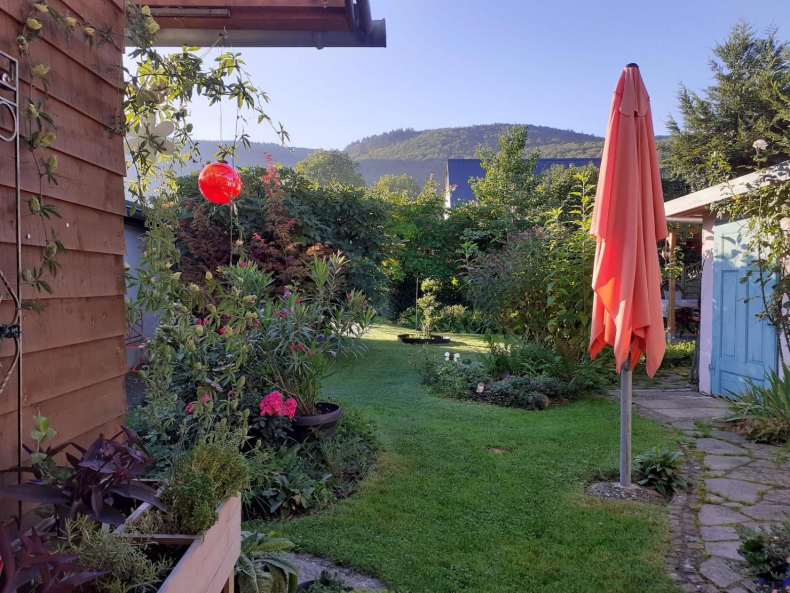 Ferienweingut & Gutsrestaurant Becker Apartamento Burgen  Exterior foto
